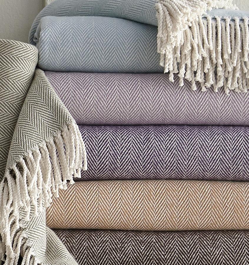 Prolo Woven Throw with Fringe – One Cottage