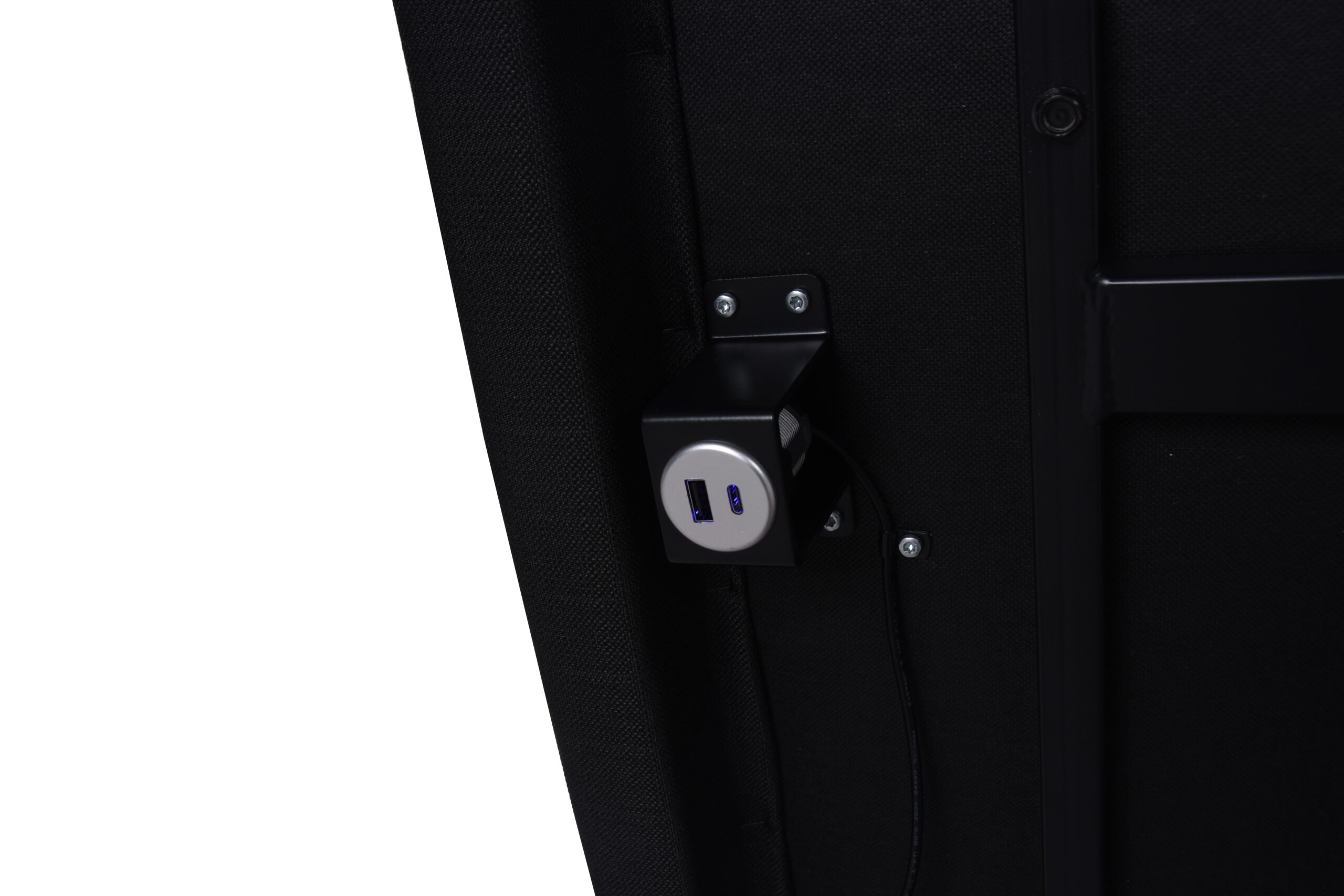 Luxe 250 Adjustable Bed with USB-B and C Ports.