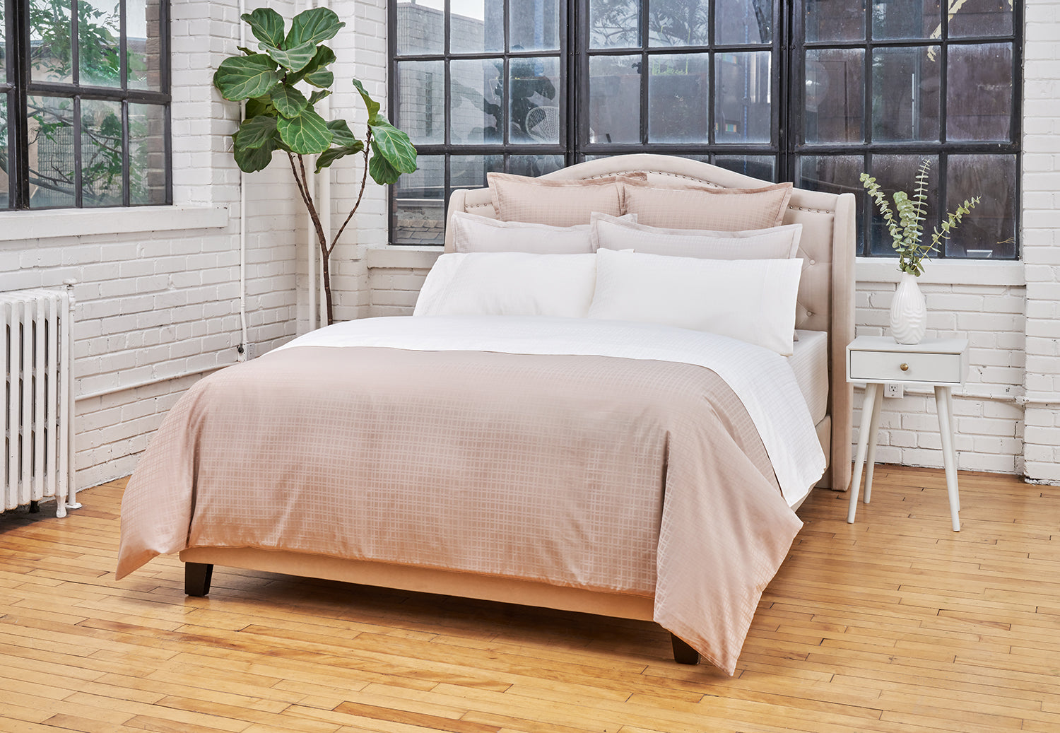 Renaissance Collection Quattro by Cuddledown - at Luxurious Beds and Linens