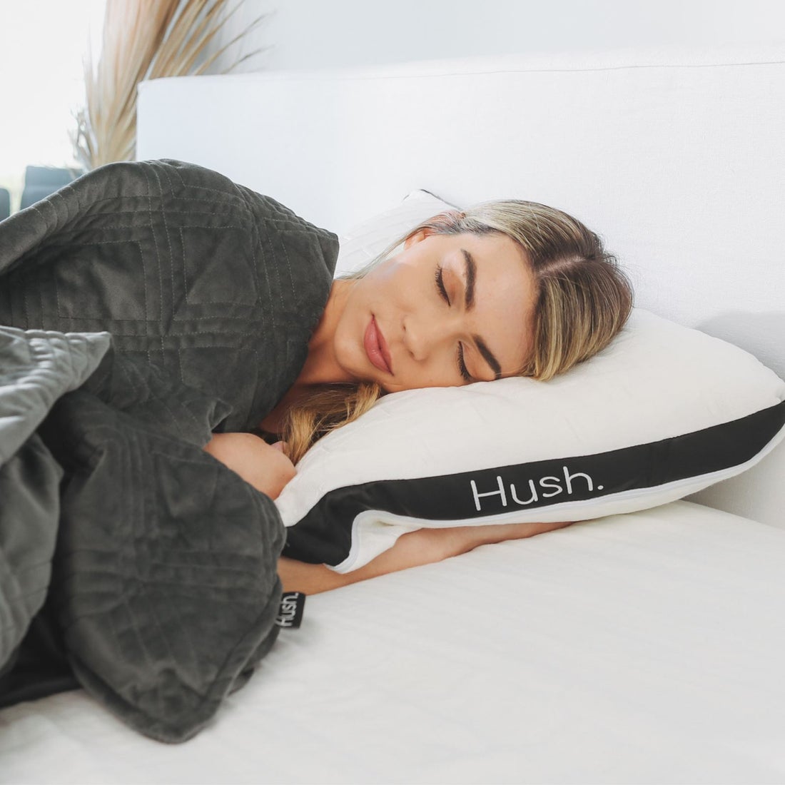 Hush Hybrid Pillow