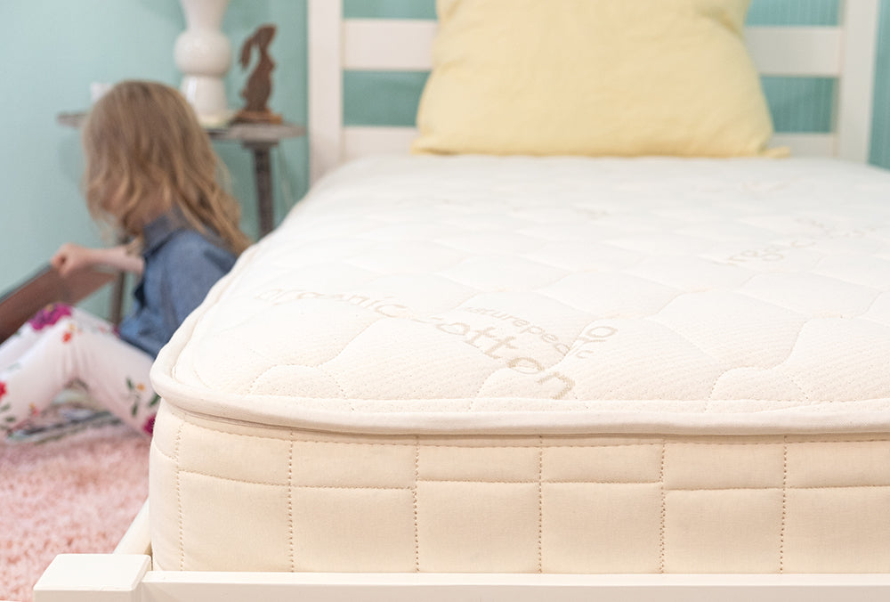 Naturepedic verse organic outlet mattress