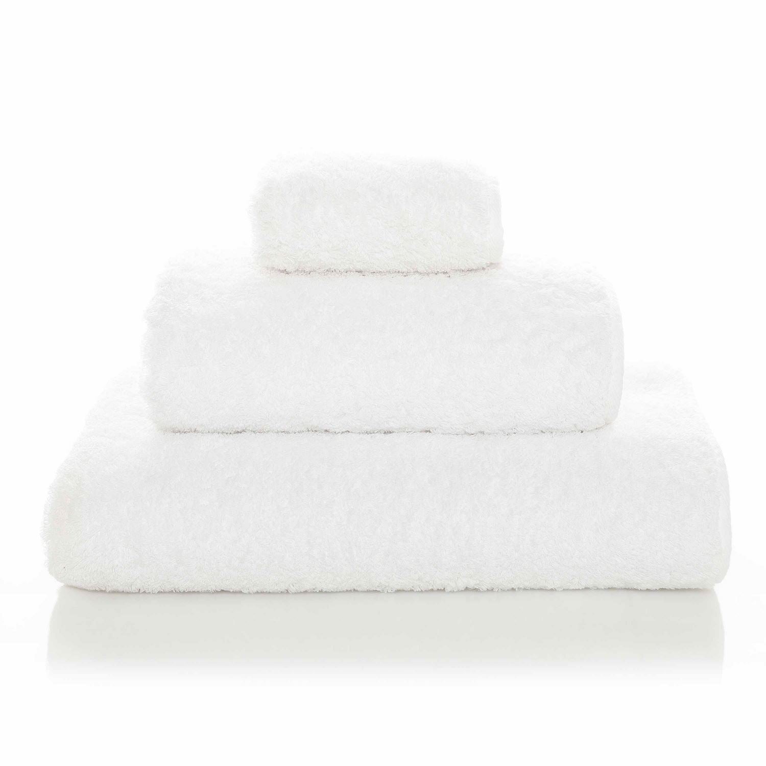 Graccioza Egoist Bath Towels - Luxurious Beds and Linens