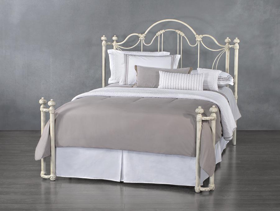 Beds - WESLEY ALLEN MARLOW IRON BED