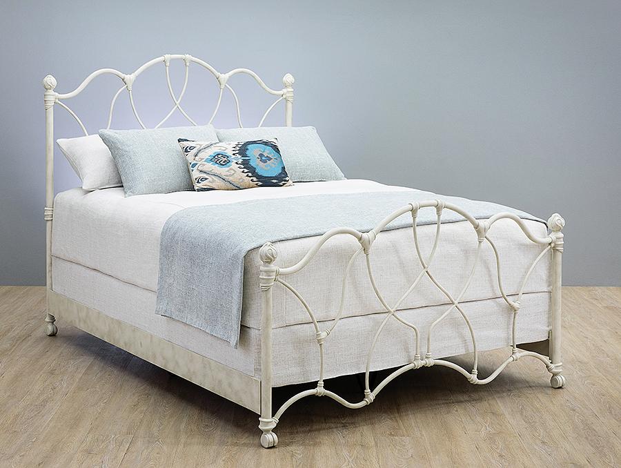 Beds - WESLEY ALLEN MORSLEY IRON BED